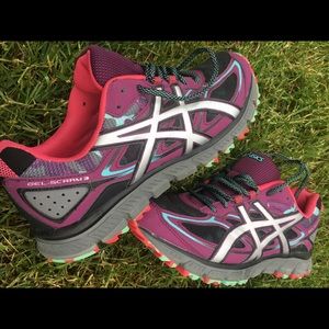 Asics Women’s Running Shoes size 11